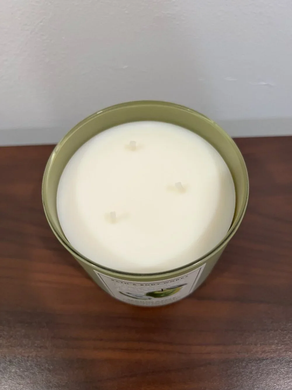 Bath and Body Works Spring Apple 3-Wick Candle NEW